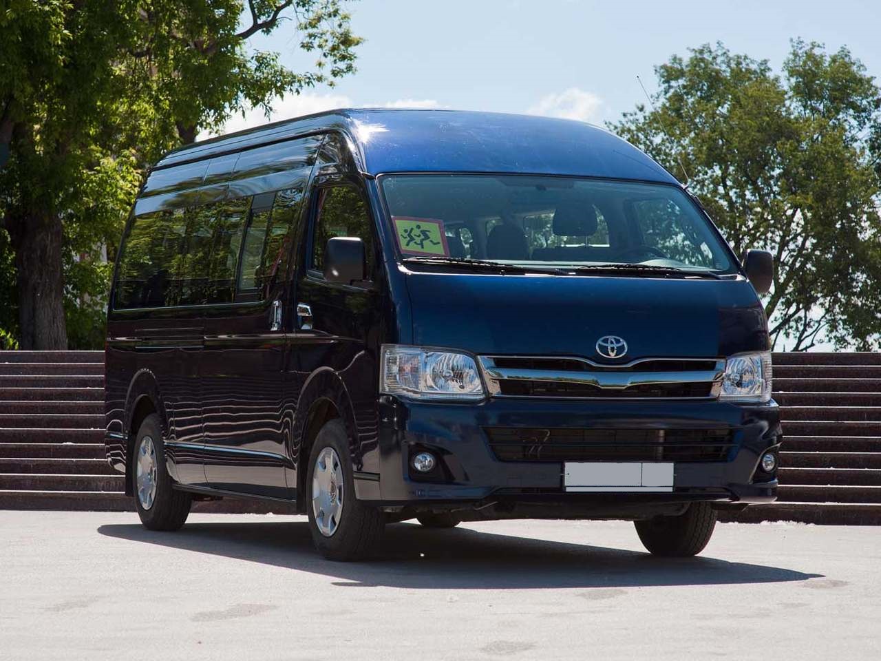 Заказ и аренда Toyota Hiace с водителем в Нижнем Тагиле - тагильский-автобус